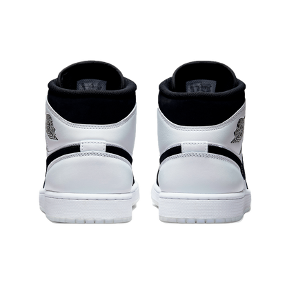 Air Jordan 1 Mid 'Diamond Shorts'