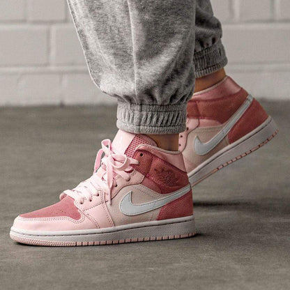 Air Jordan 1 Mid 'Digital Pink'
