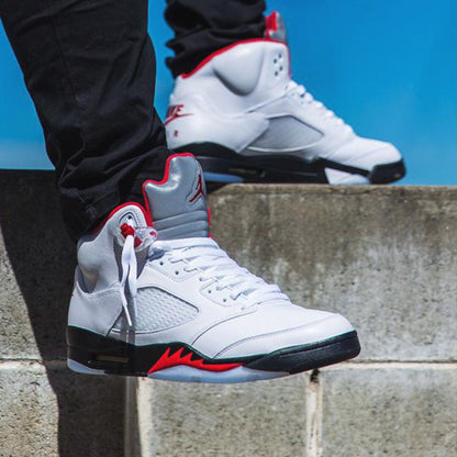 Air Jordan 5 'Fire Red Silver Tongue' (2020)