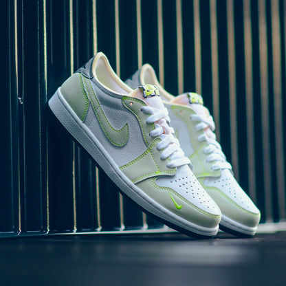 Air Jordan 1 Low 'Ghost Green'