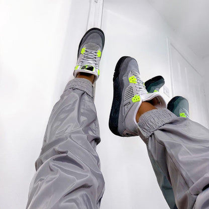 Air Jordan 4 '95 Neon'