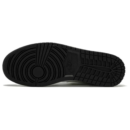 Air Jordan 1 Mid 'Patent Black White Gold'