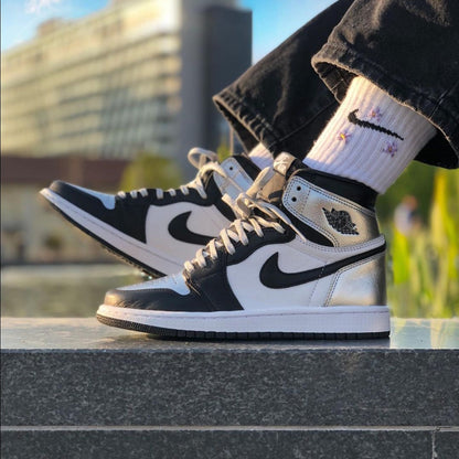 Air Jordan 1 High 'Silver Toe'