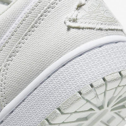 Air Jordan 1 Low 'Spruce Aura'